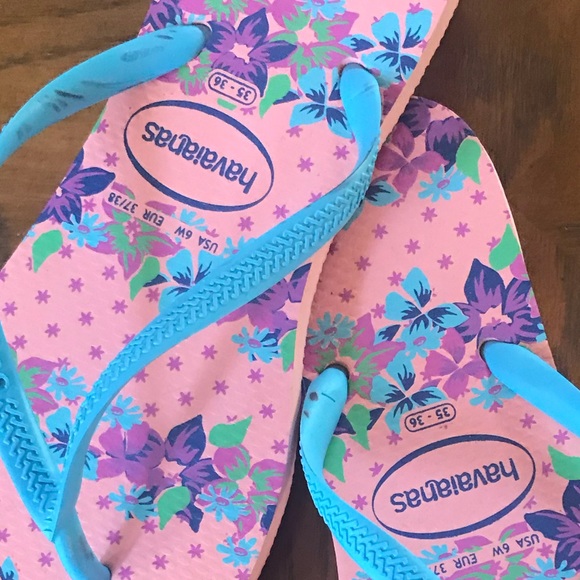 NWOT - havaianas flip flops - Picture 6 of 7